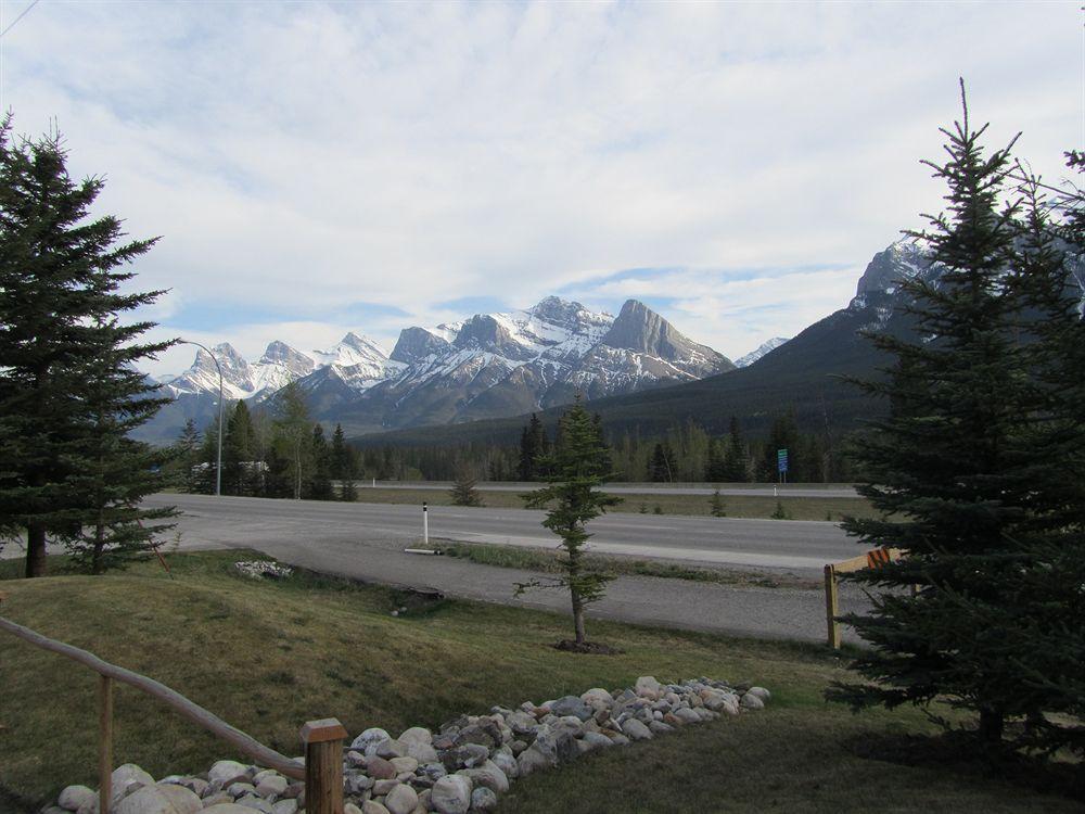 Inn Of The Rockies Canmore Exteriér fotografie